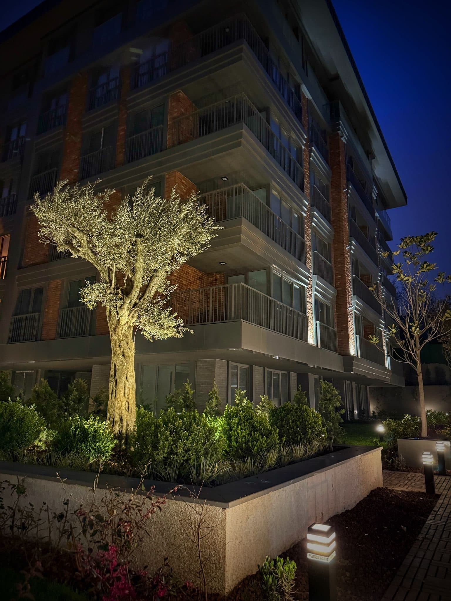 Core Residence — view 11
