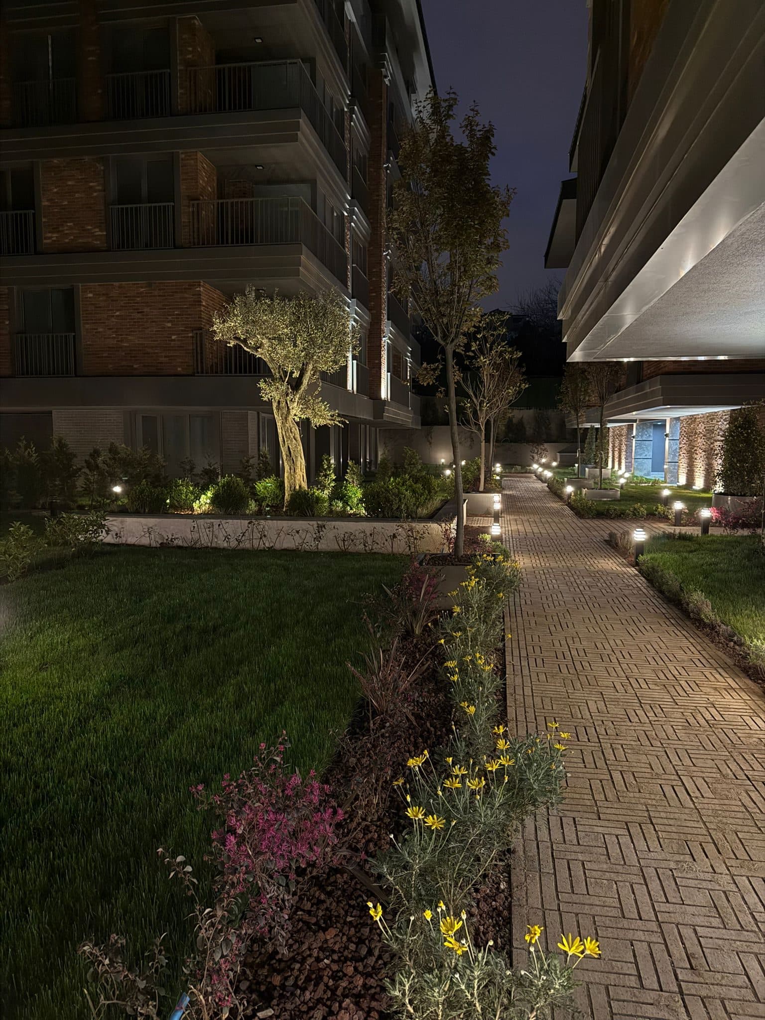 Core Residence — view 12