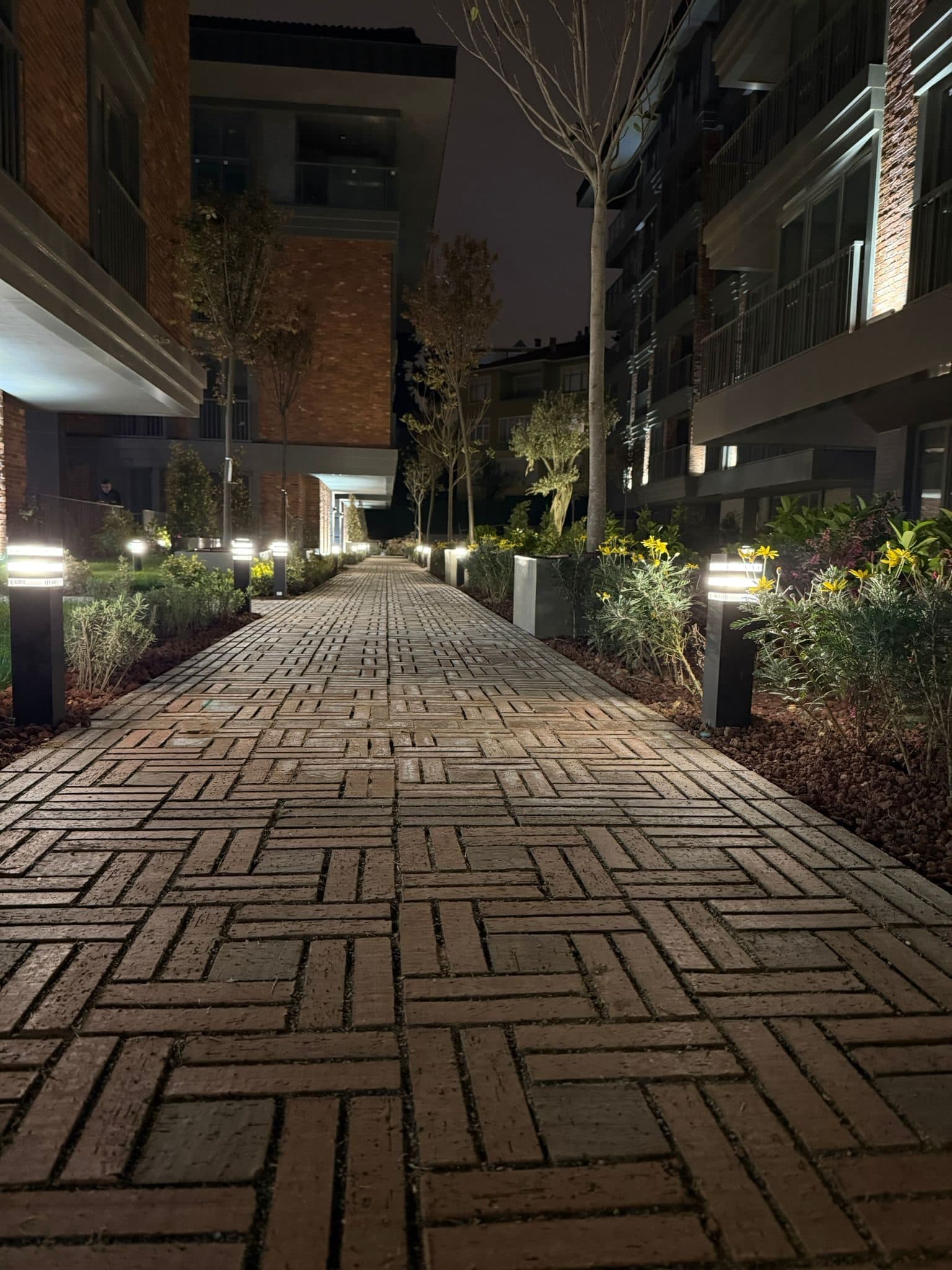 Core Residence — view 6