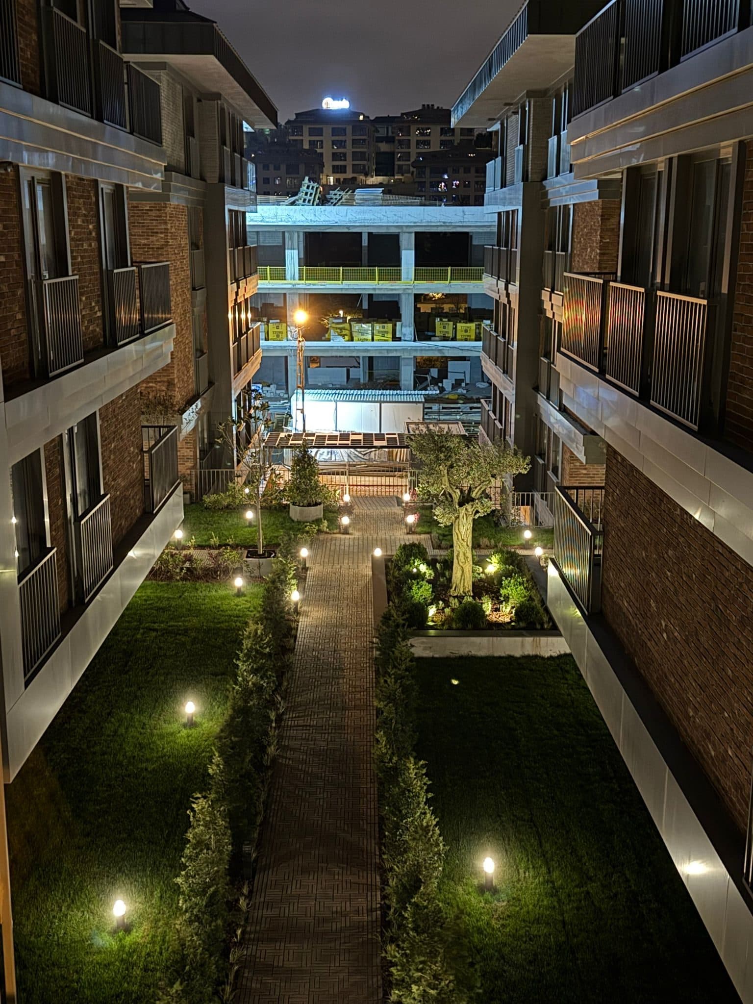 Core Residence — view 7