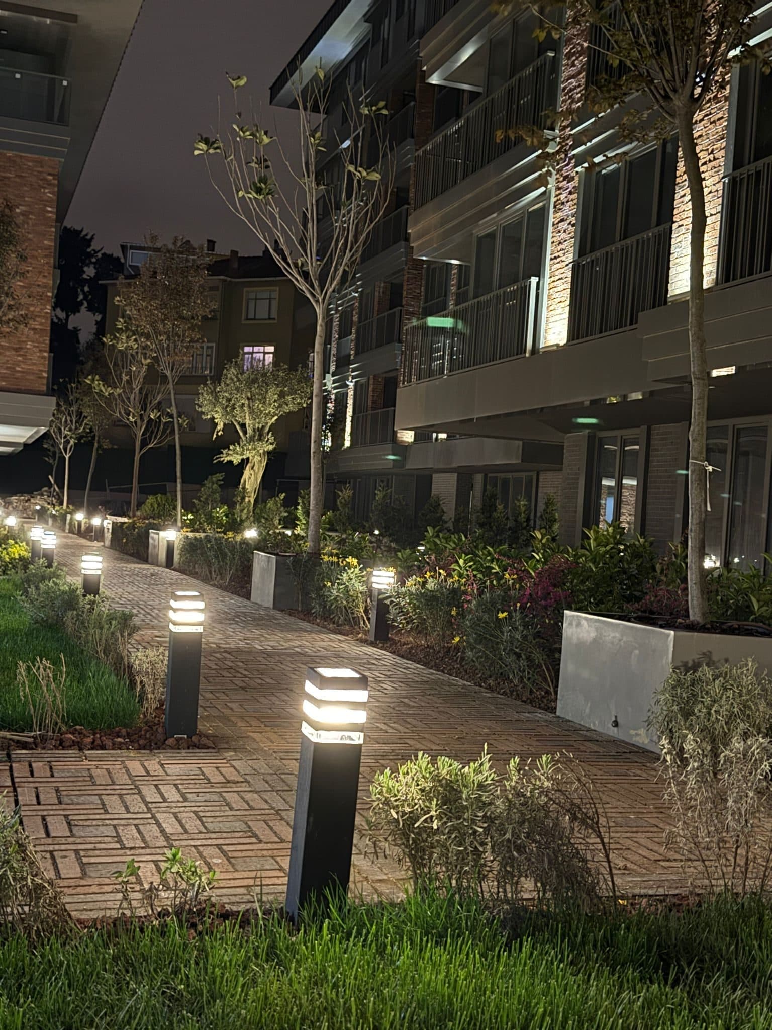 Core Residence — view 9