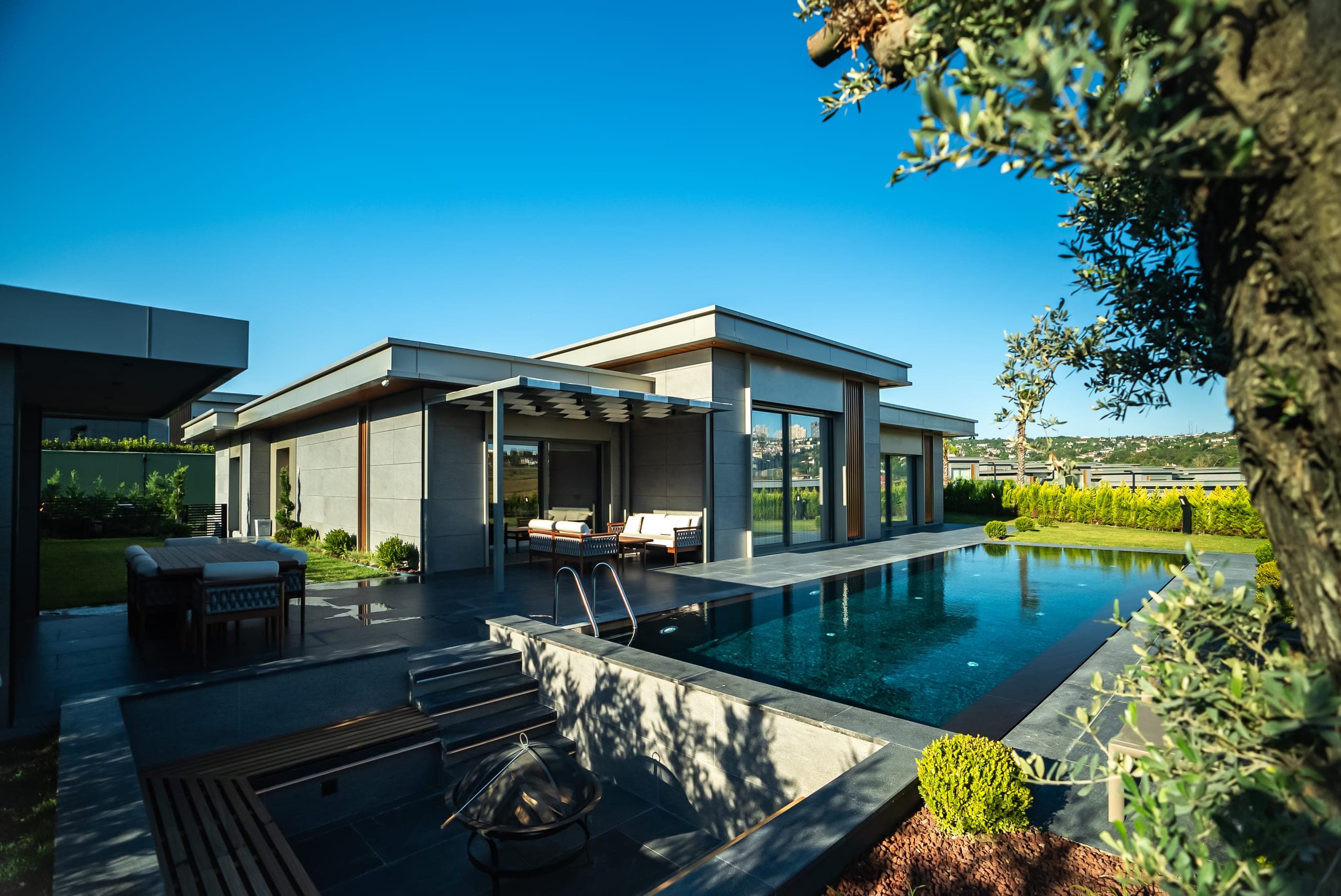 Luxery Villas, بيوك تشكمجة
