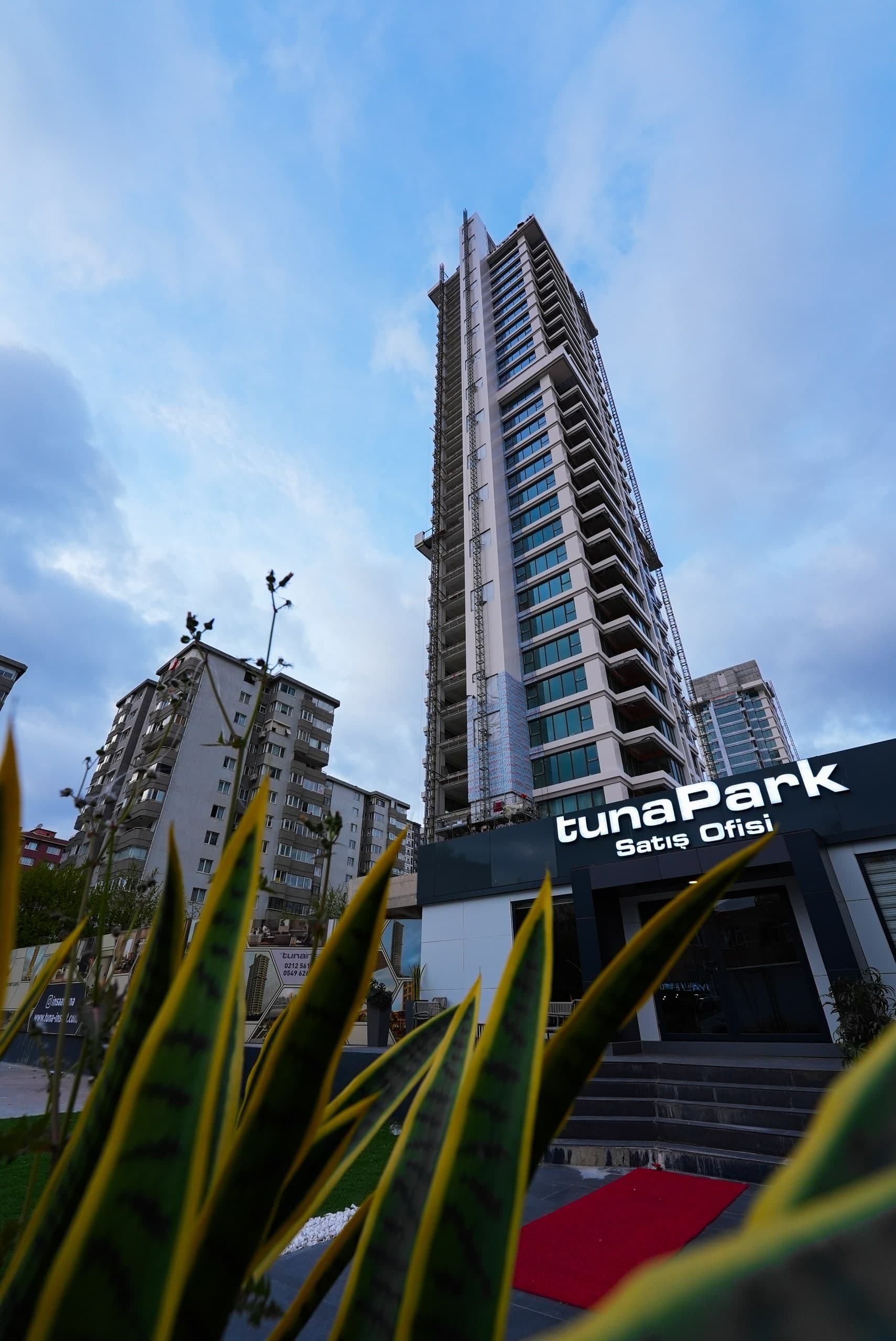 Twice Towers — view 34