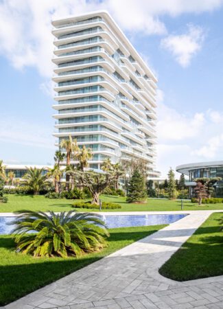 Spacious apartments with stunning sea view in the city center 11